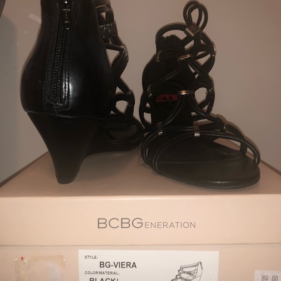 New - BCBG Viera Gladiator Wedge Sandal in Black, size 11M - Picture 3 of 11